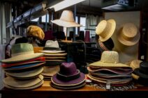 Chapeaux